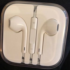 Apple wired EarPods for iPhone 4/5/6